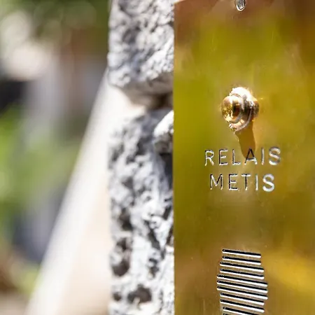 Relais Metis-3